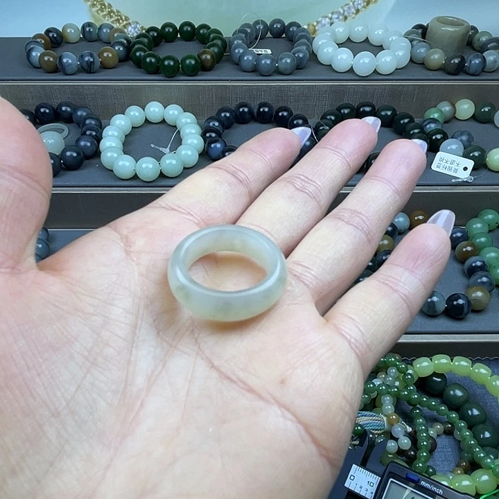 绿水晶珠宝半成品未镶嵌