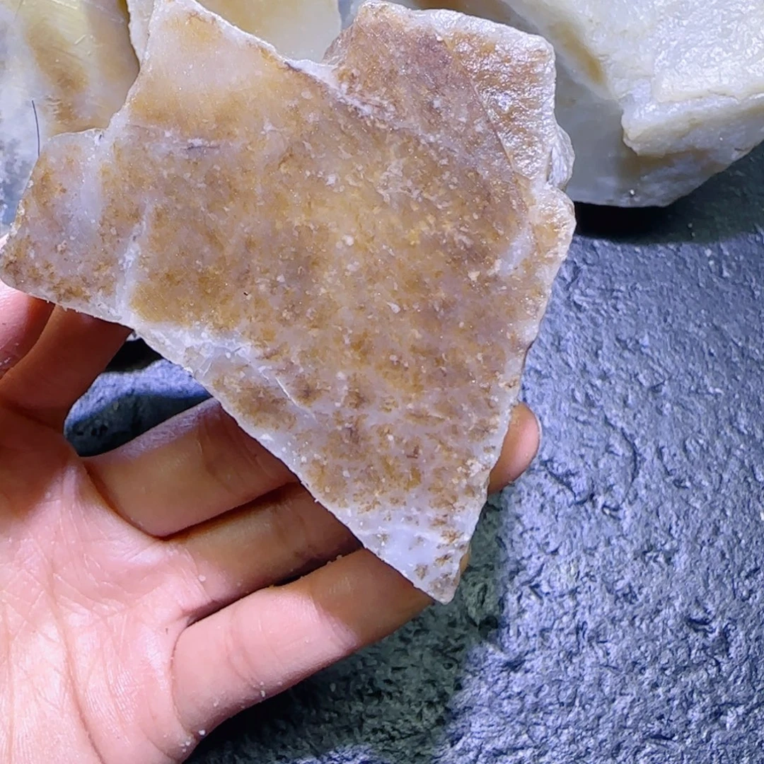 和田玉未镶嵌珠宝半成品