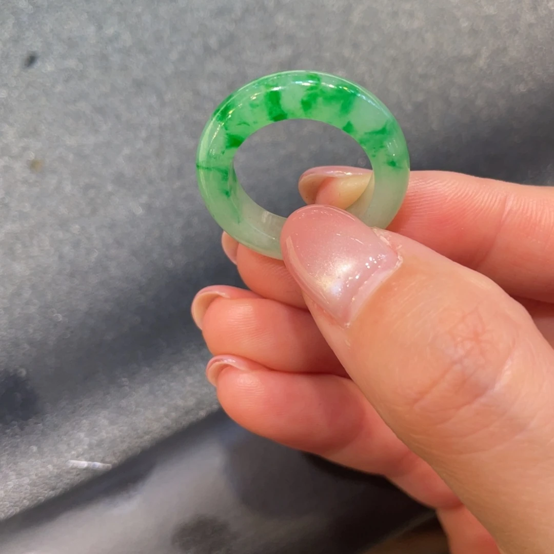 未镶嵌定制翡翠戒圈