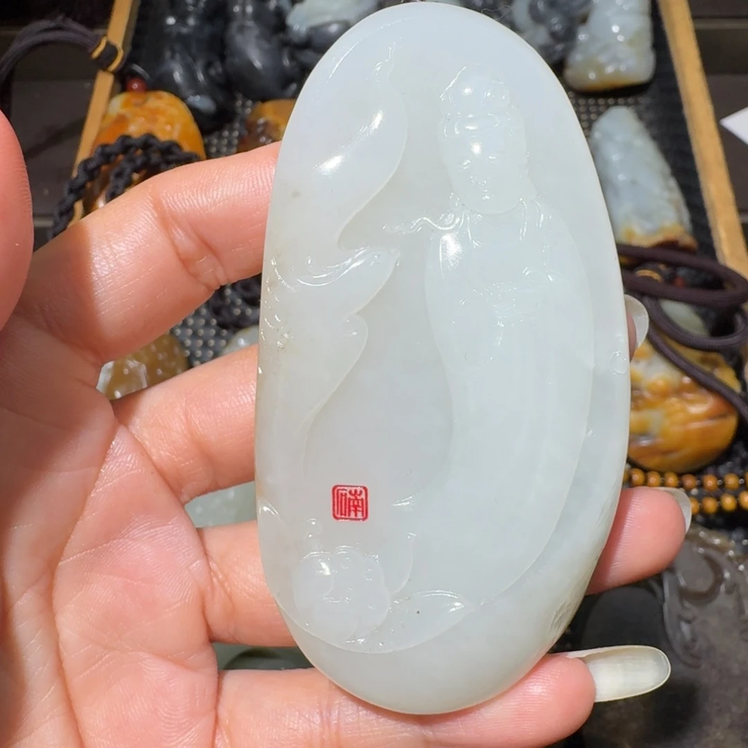 和田玉未镶嵌颈饰