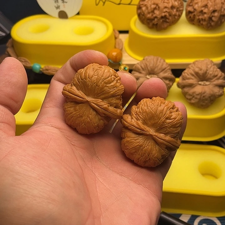核桃拼*文玩核桃y b