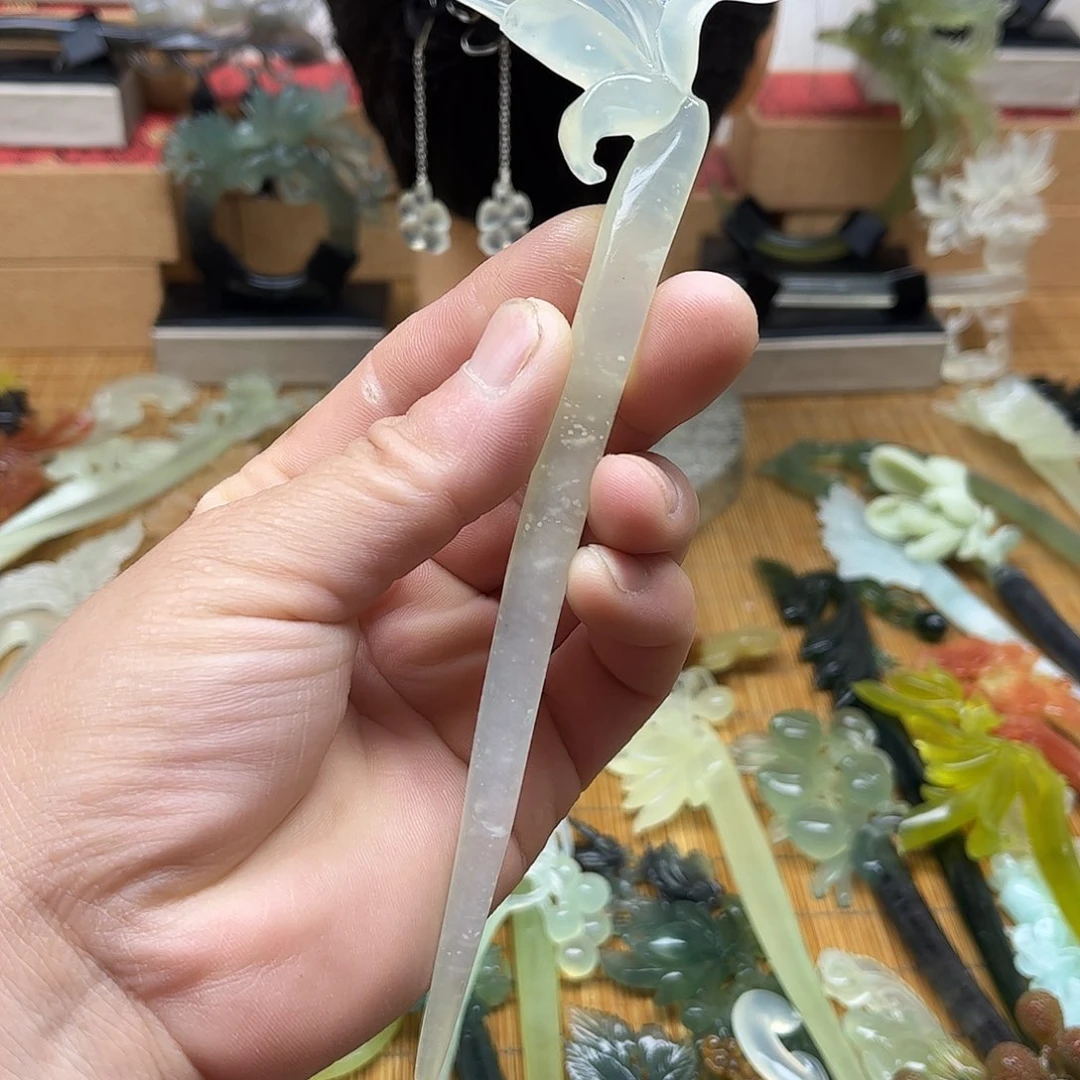 蛇纹石玉合金颈饰