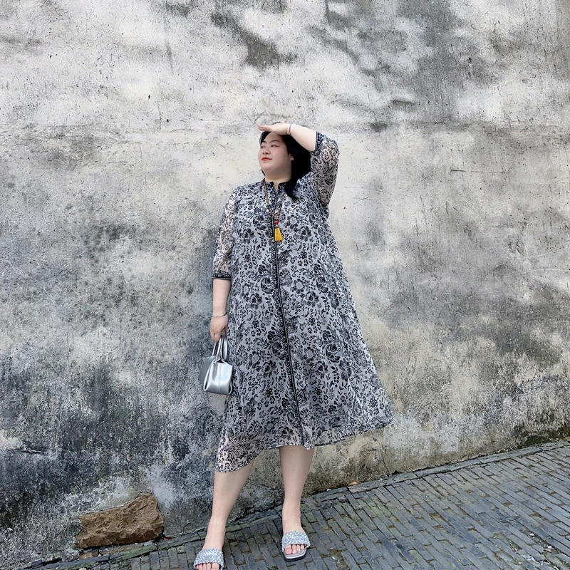 别格秀【青花瓷】微胖夏季新款气质轻奢桑蚕丝大码真丝连衣裙遮肚子