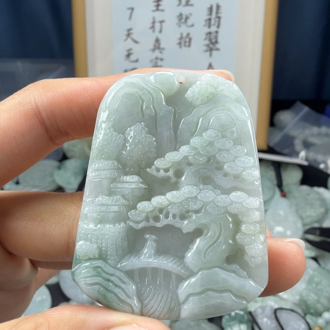 翡翠未镶嵌颈饰翡翠