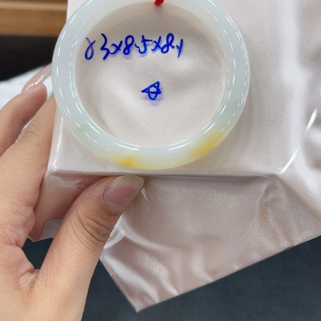 未镶嵌手镯翡翠翡翠