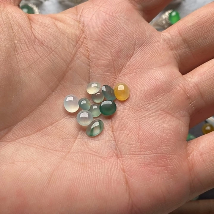 翡翠裸石冰种包包料