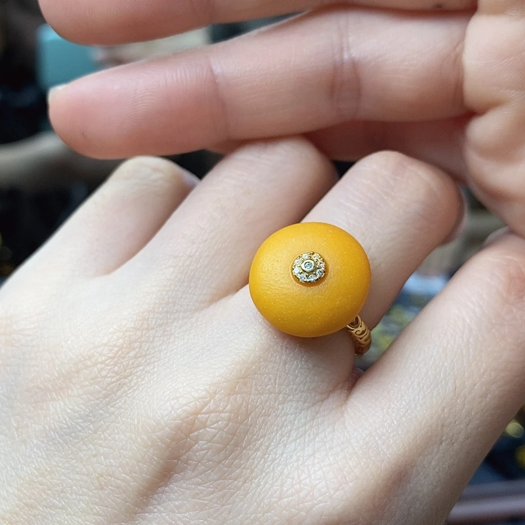 琥珀未镶嵌裸石成品