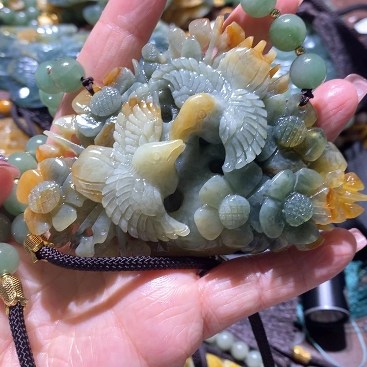 岫玉未镶嵌毛衣链
