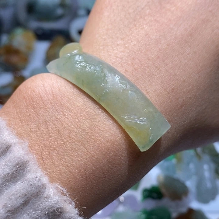 定制翡翠未镶嵌毛货