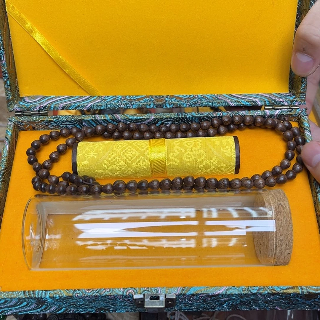 大叶紫檀（黑酸枝木类）