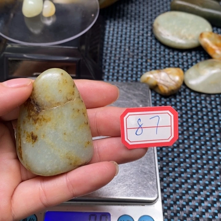 未镶嵌和田玉把件87