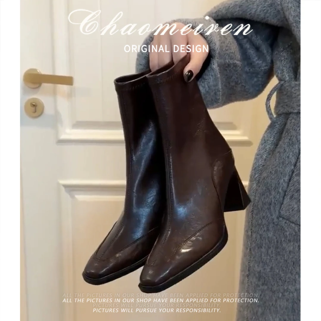 复古高跟瘦瘦靴女2025秋冬新款方头马丁靴粗跟弹力短靴棕色美拉德