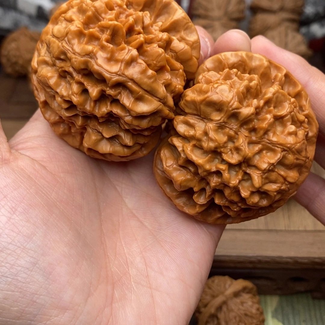 文玩核桃把件285号54龙鼎