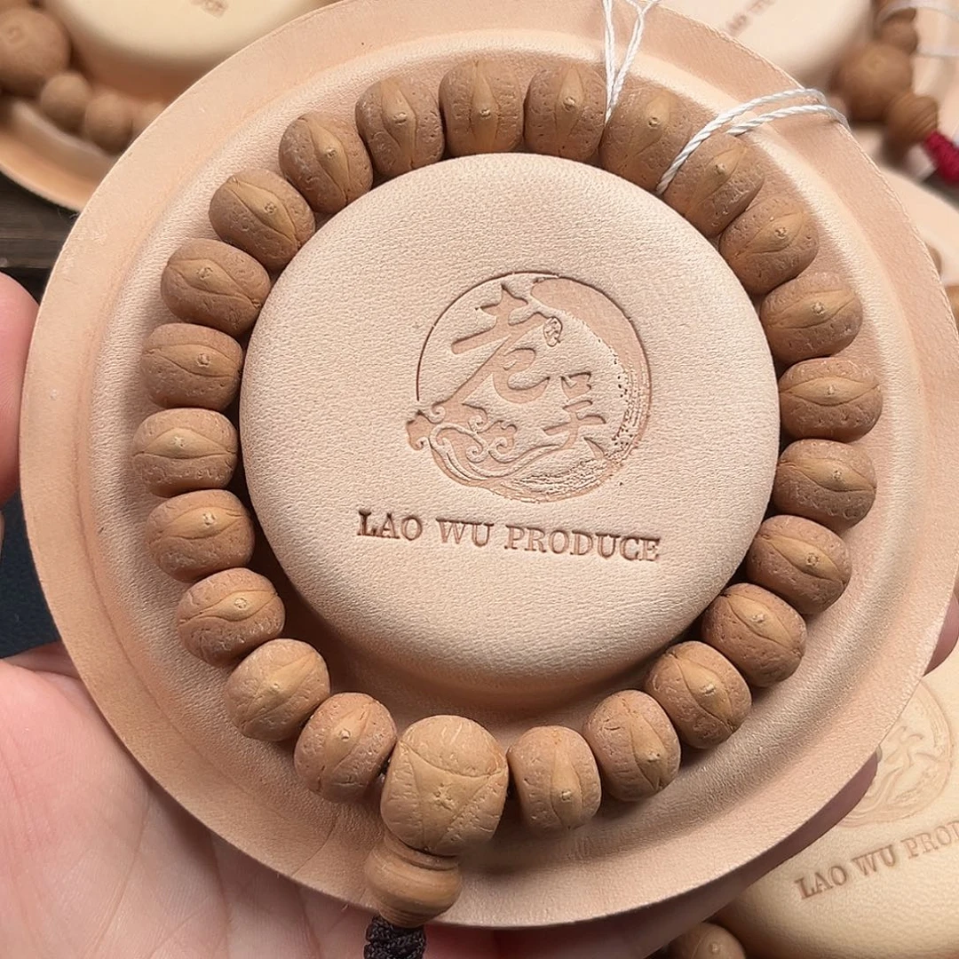 凤眼菩提手串於*飛顶级12.5mm藏式桶珠