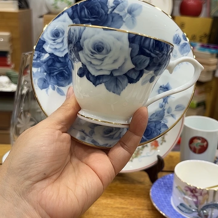 瓷片西和哈哈哈真的好