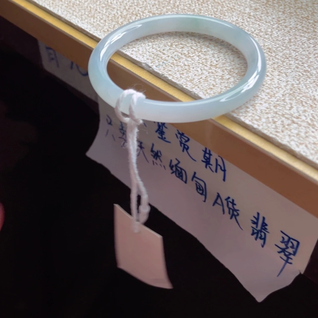 翡翠未镶嵌手镯手镯