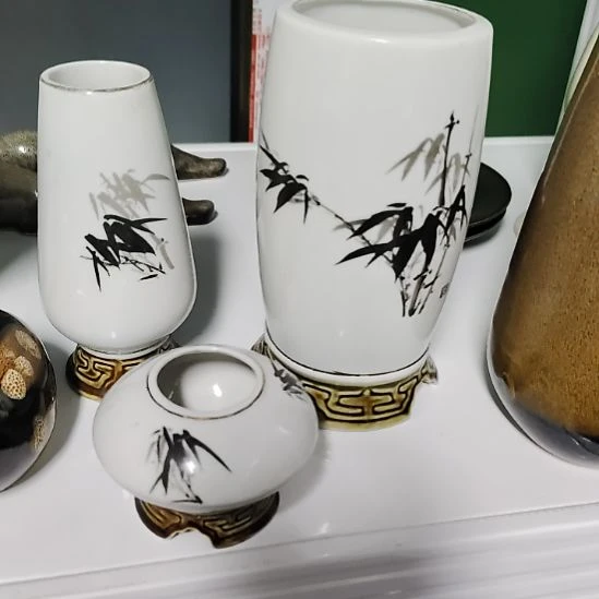 瓷片五厂，七厂，瓷器摆件，瓷片！都有微瑕疵。