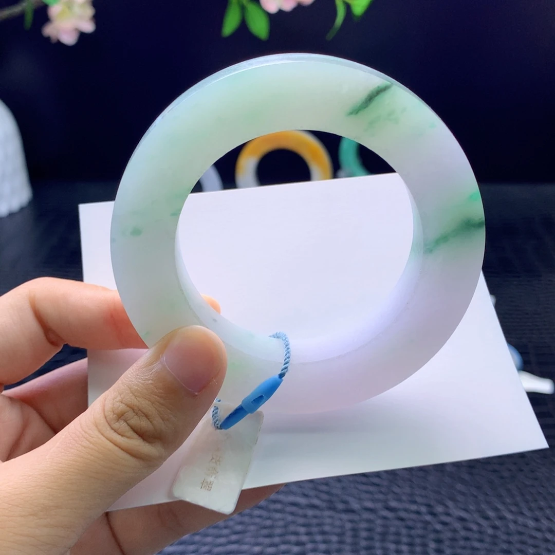 未镶嵌手镯定制翡翠