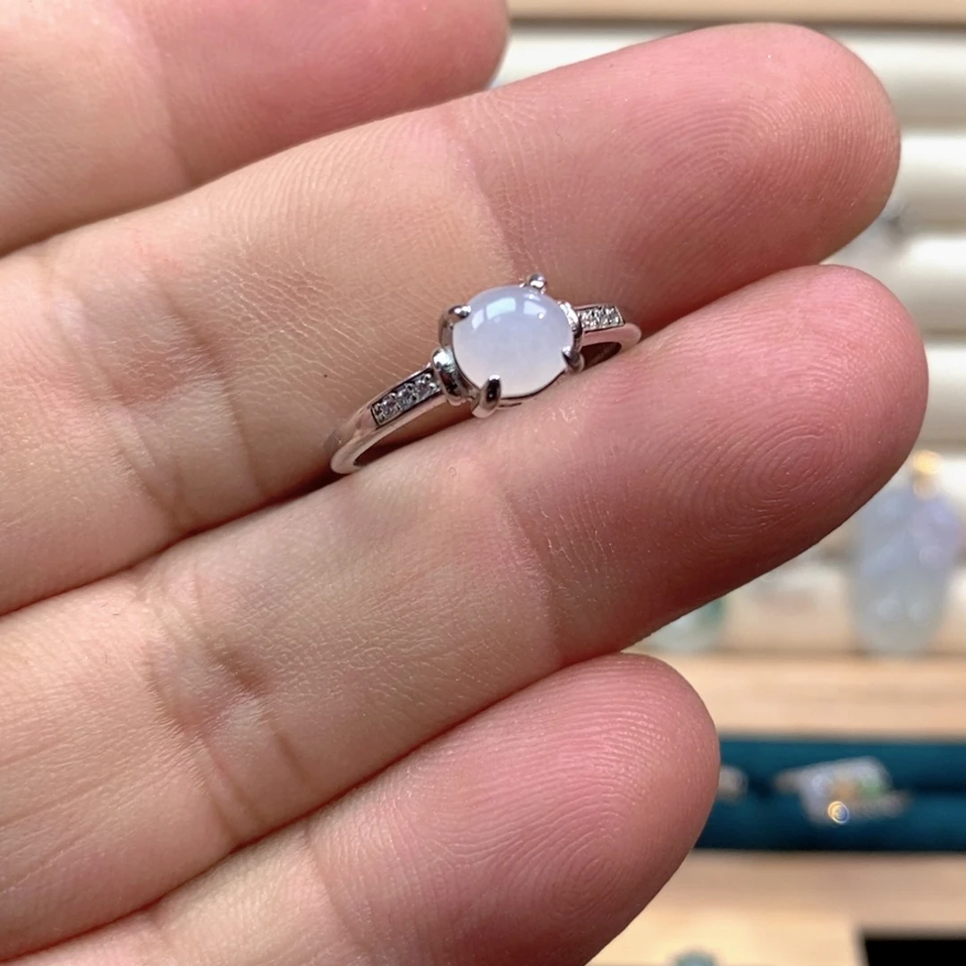 翡翠未镶嵌戒指翡翠