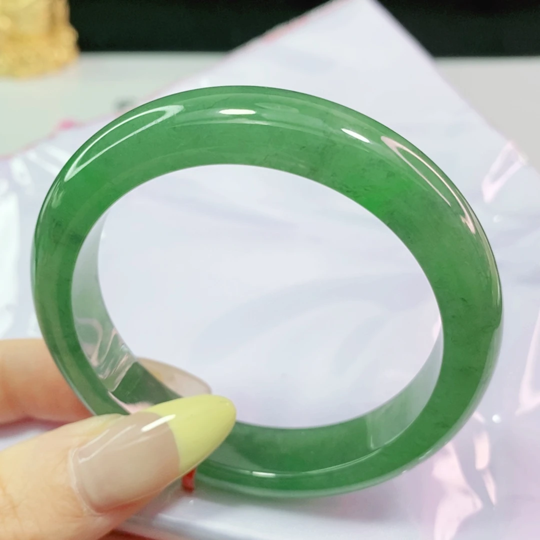 翡翠手镯未镶嵌51.8 正圈