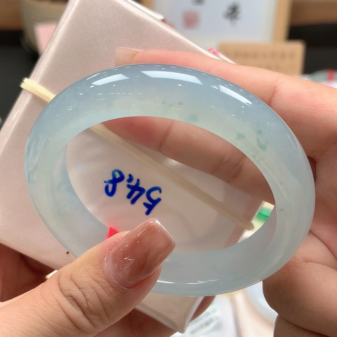 翡翠未镶嵌手镯82号