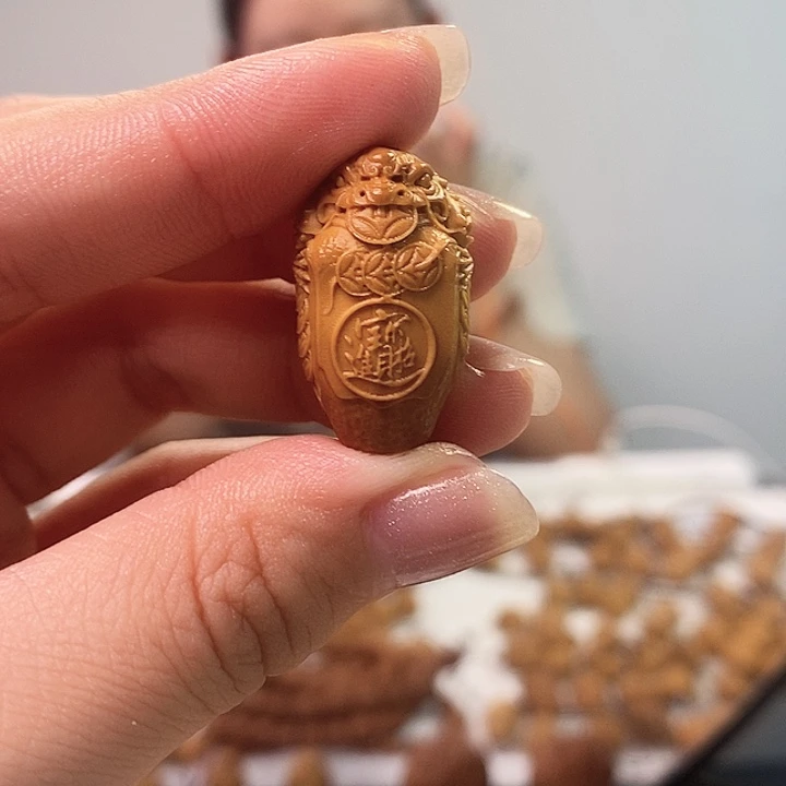 橄榄核吊坠橄榄核