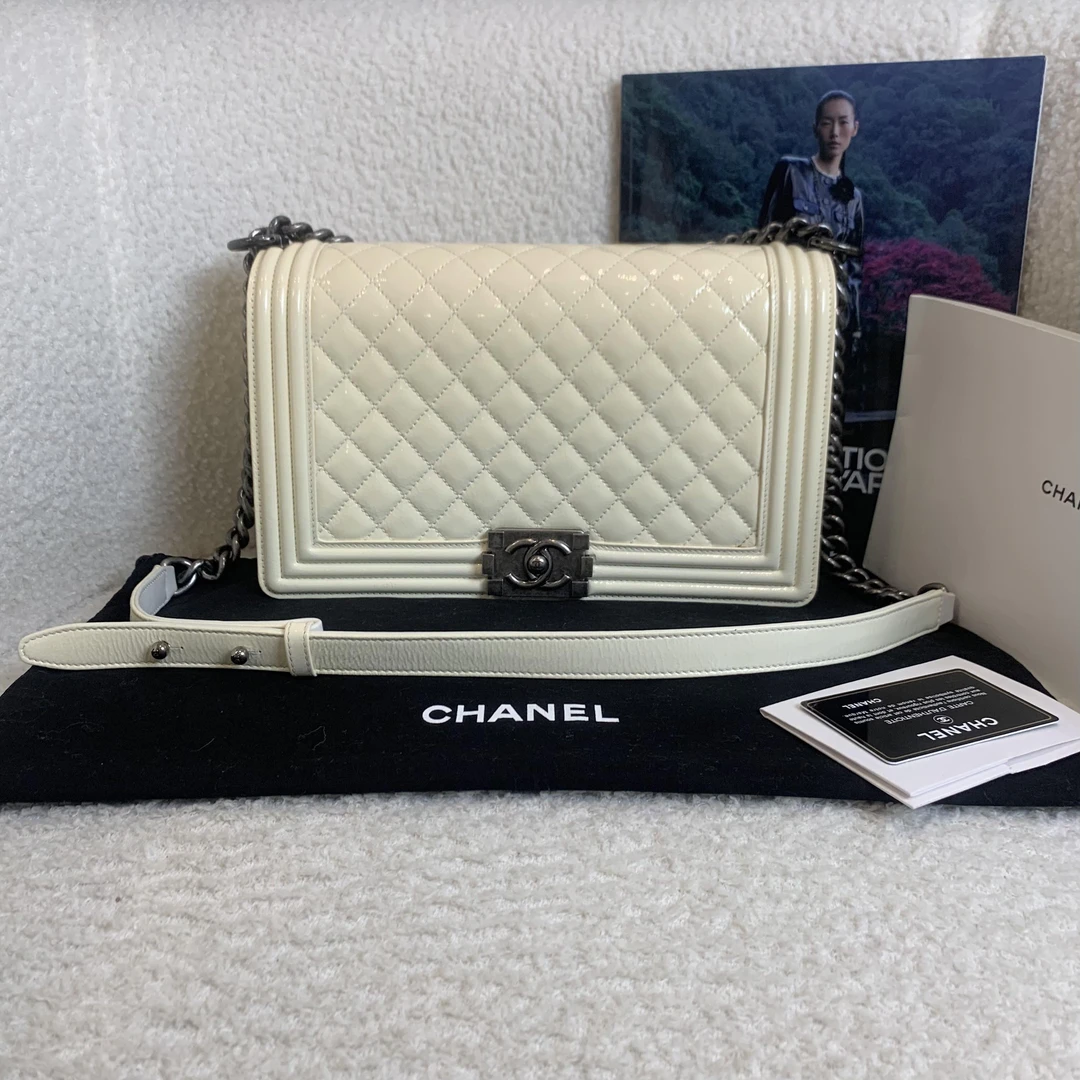 95新 Chanel/香奈儿 壹臻/白色漆皮银链leboy中大号19开79296701