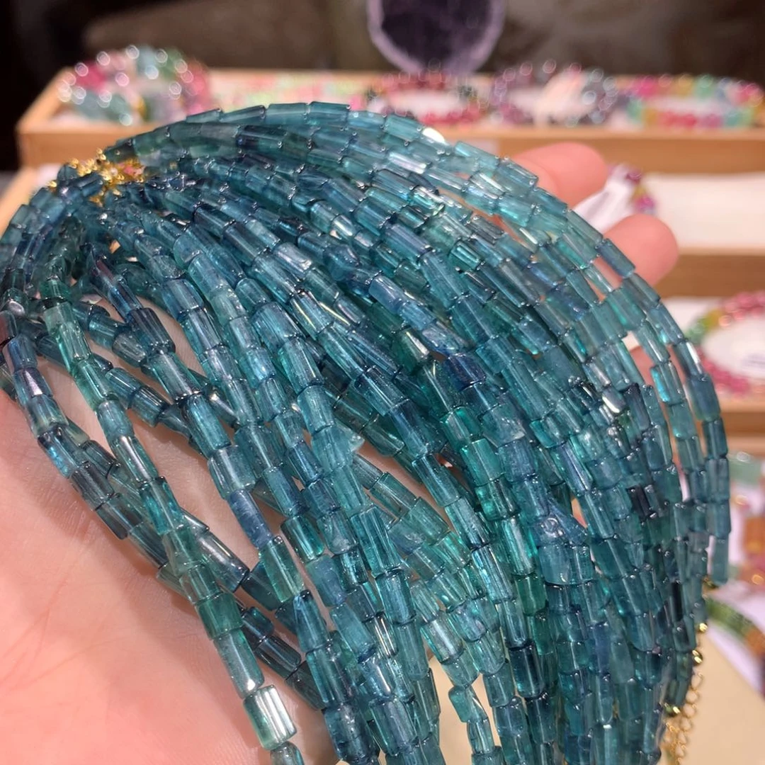 碧玺多样性发货一件未镶嵌