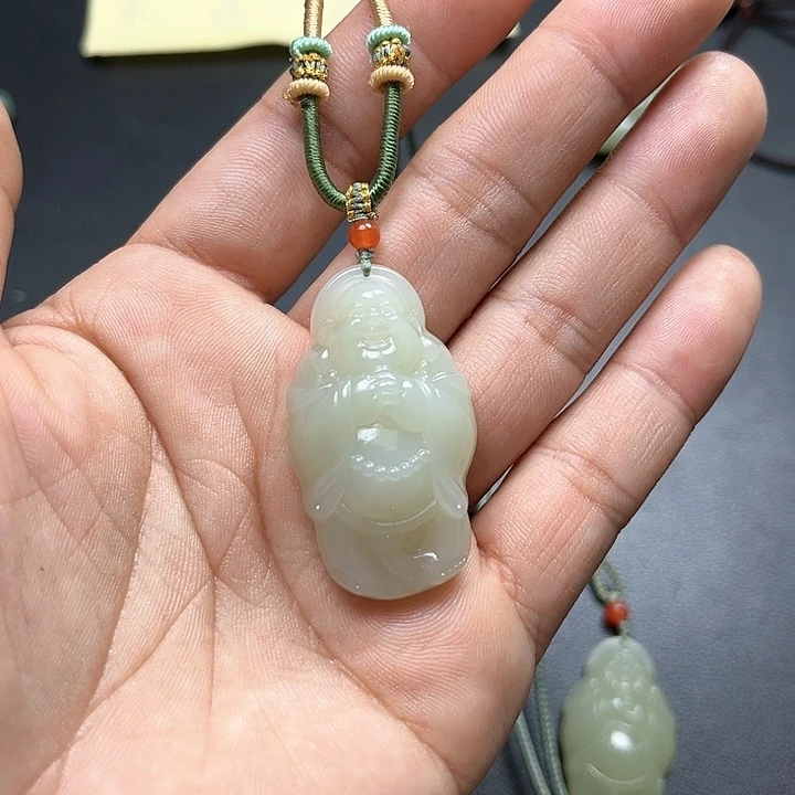 【闪购商品】和田玉未镶嵌颈饰加****?