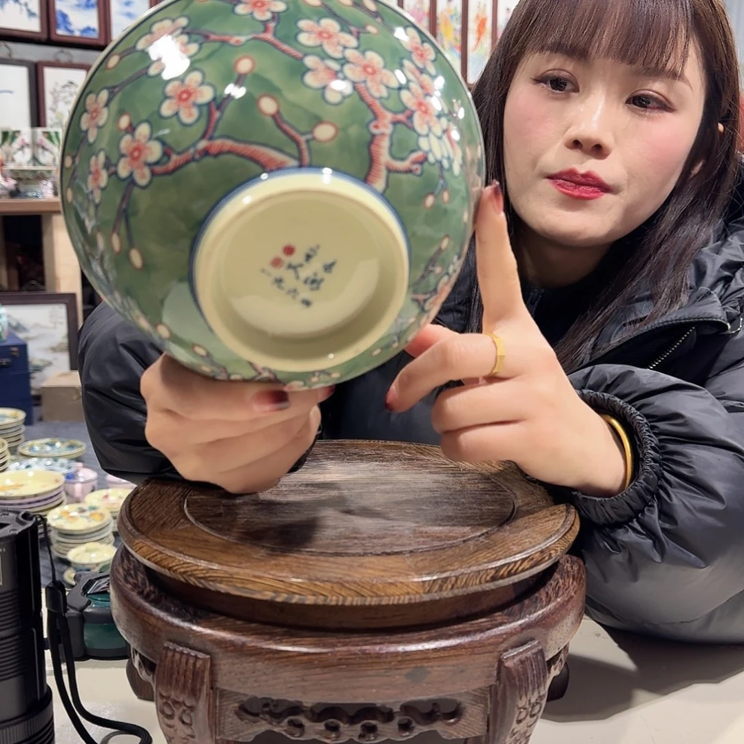 瓷摆件////景德镇陶瓷瓷器。