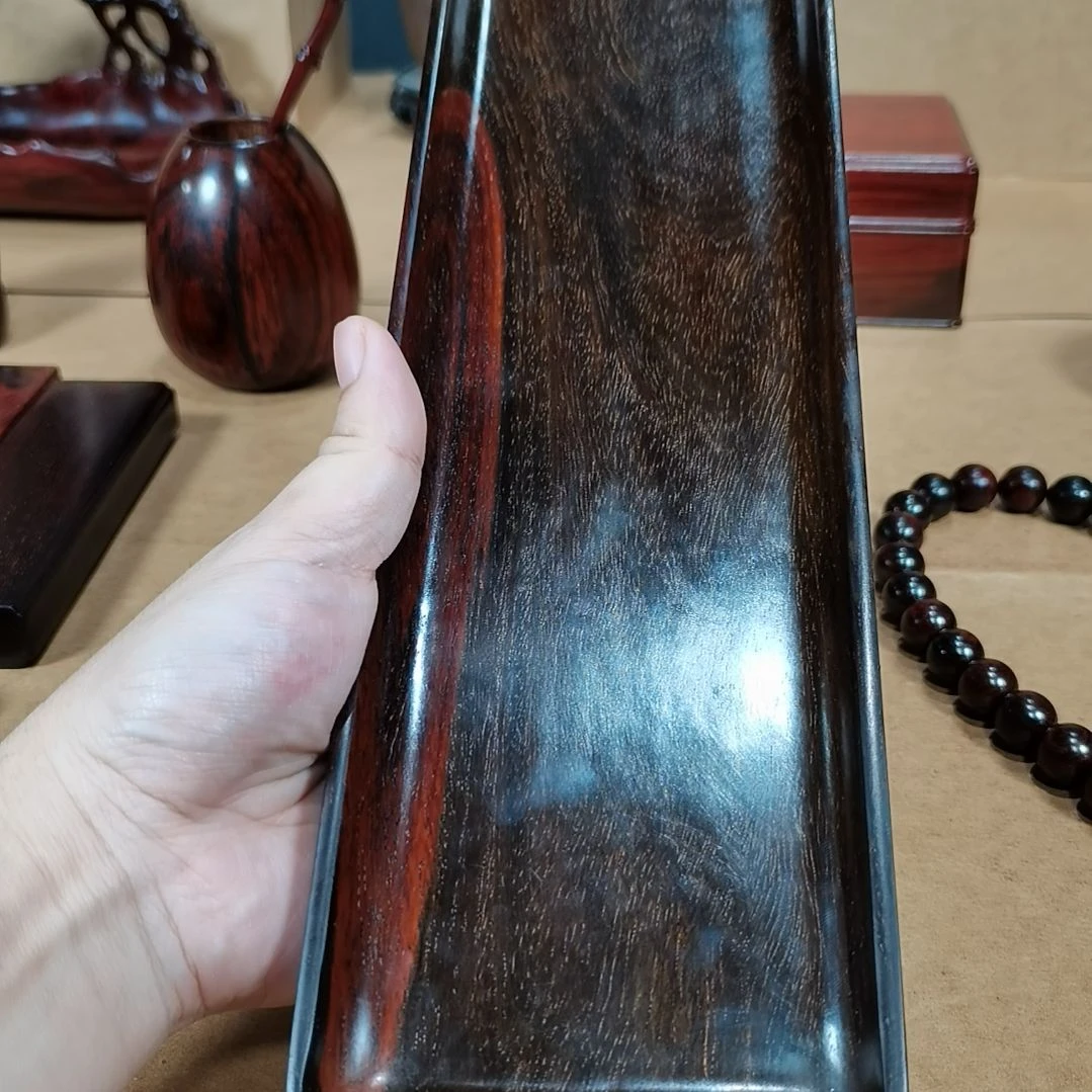 交趾黄檀（大红酸枝）茶*