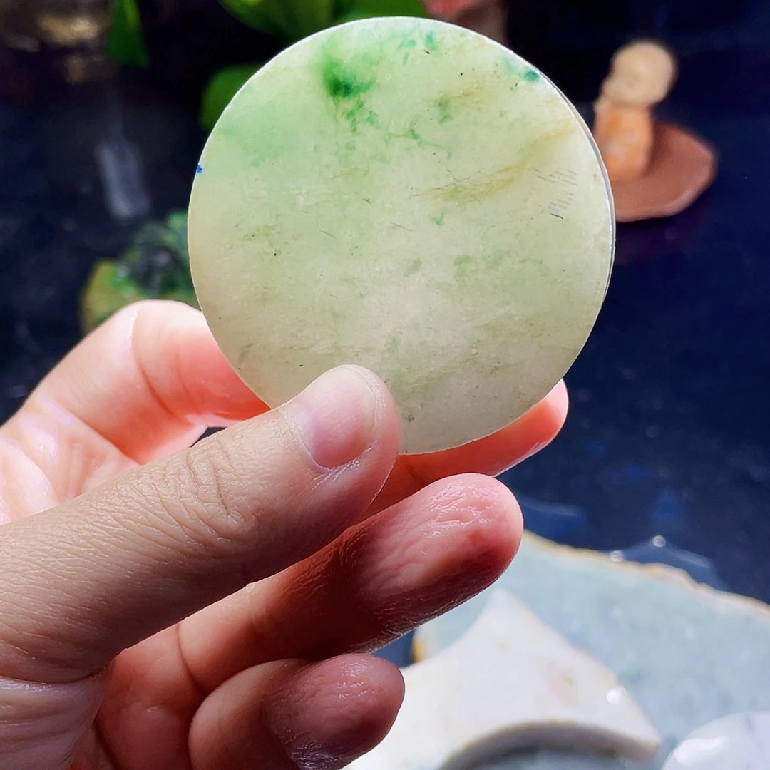 翡翠未镶嵌颈饰毛料41