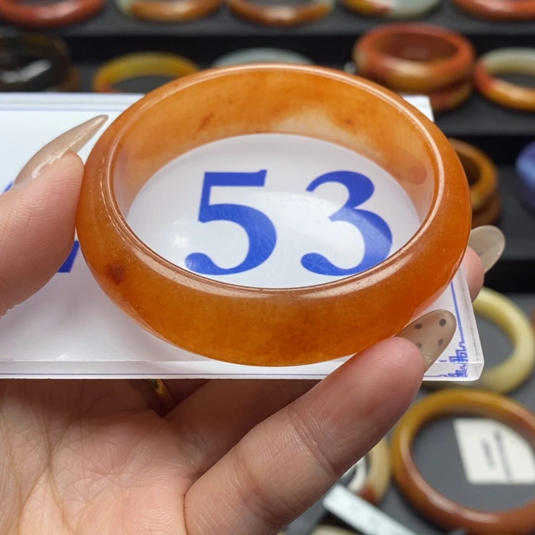 石英质玉（黄龙玉）手镯微瑕未镶嵌