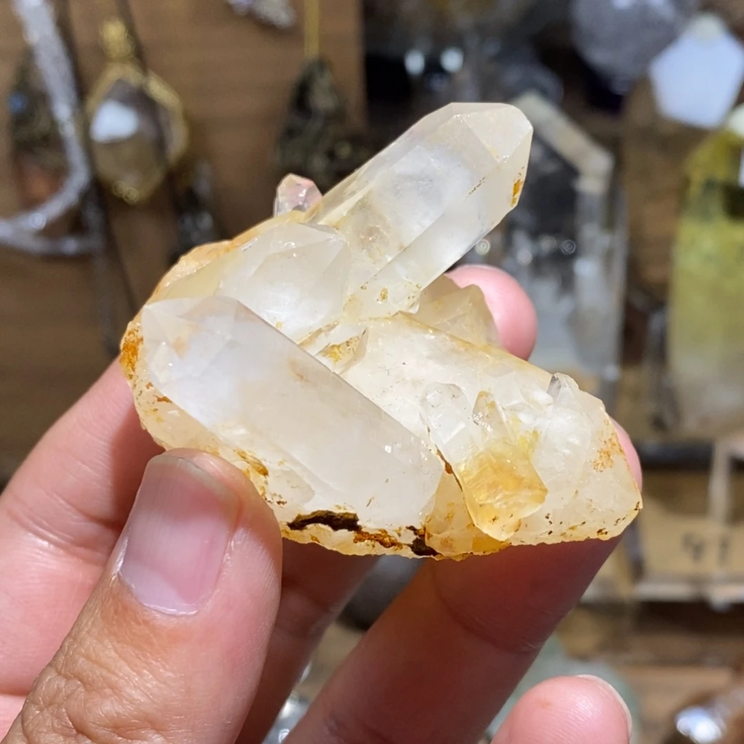未镶嵌珠宝半成品水晶喜马拉雅白兔毛