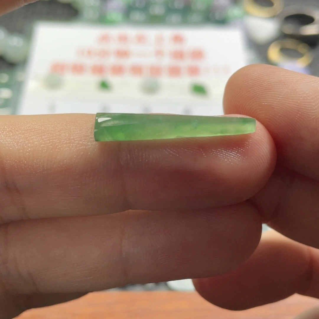 未镶嵌定制翡翠用****8翡翠