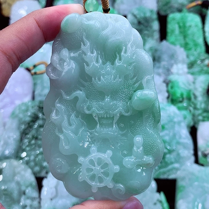 吊坠(不含链)未镶嵌翡翠