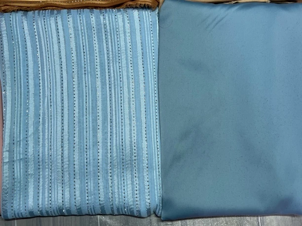 Pilak yakutluk mal 今天刚到的布料长米1.3米单色1.2米