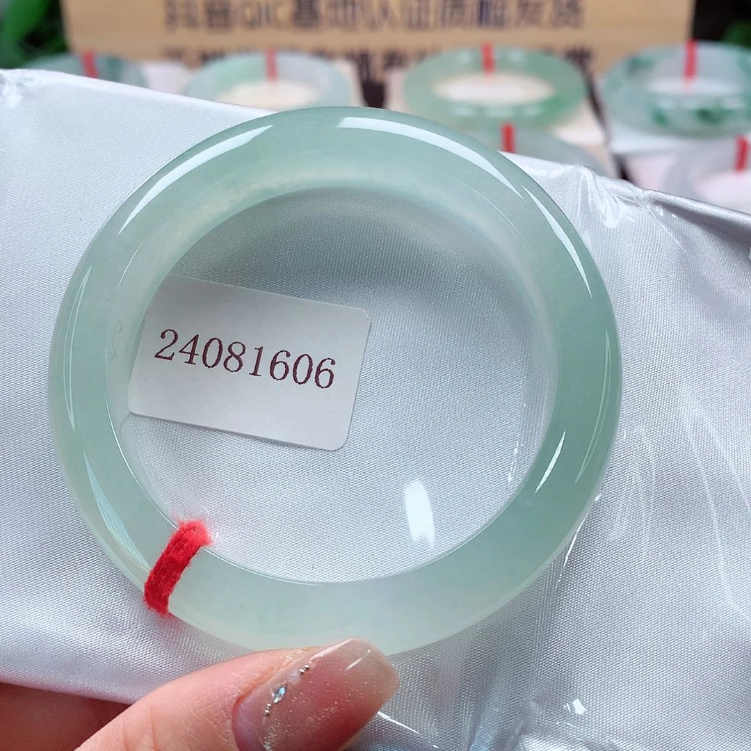 未镶嵌手镯翡翠天然a货翡翠