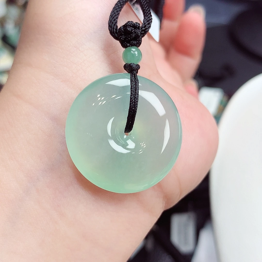 翡翠未镶嵌颈饰翡翠66，27.1/7.6