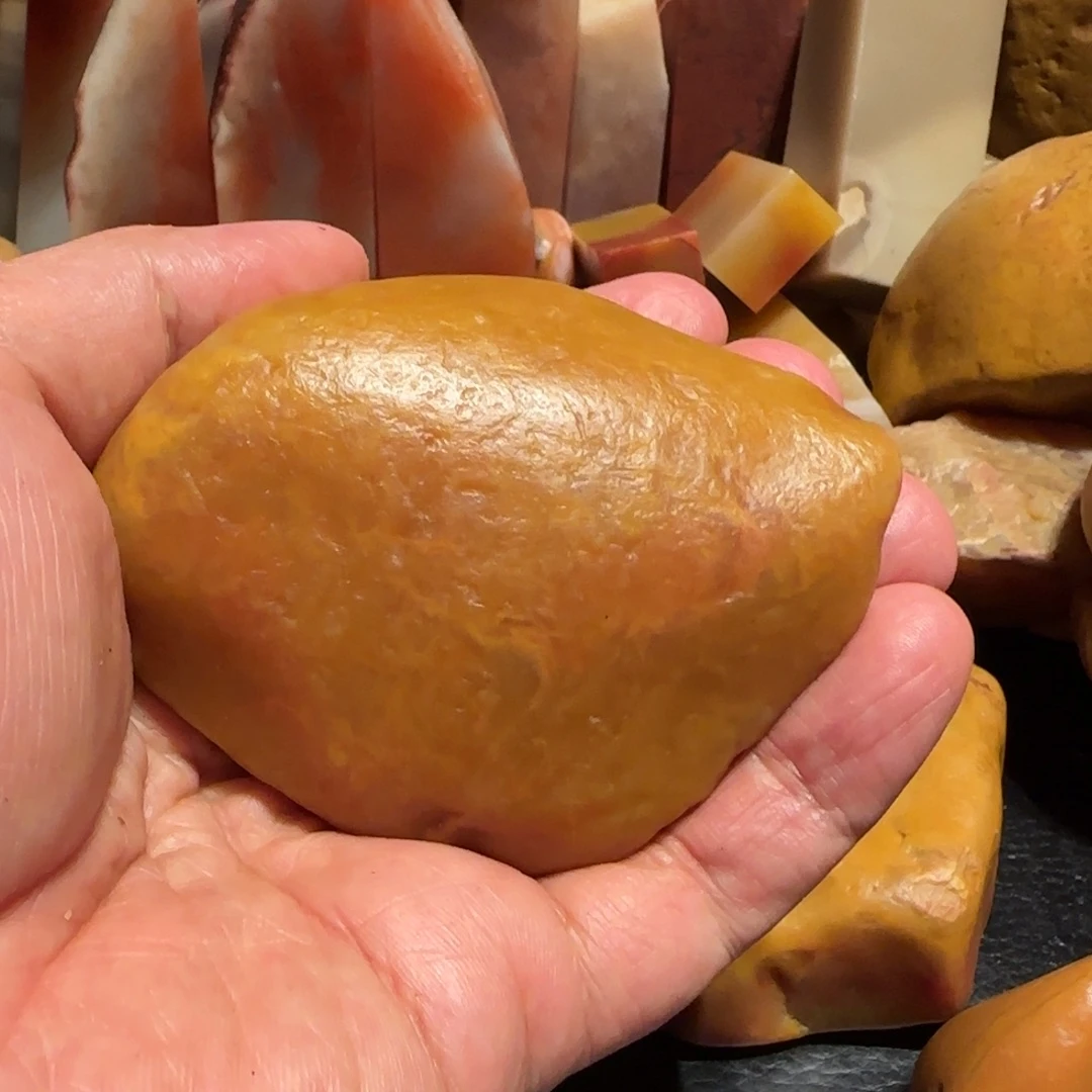 月***蚁老挝石田黄原石．．．．