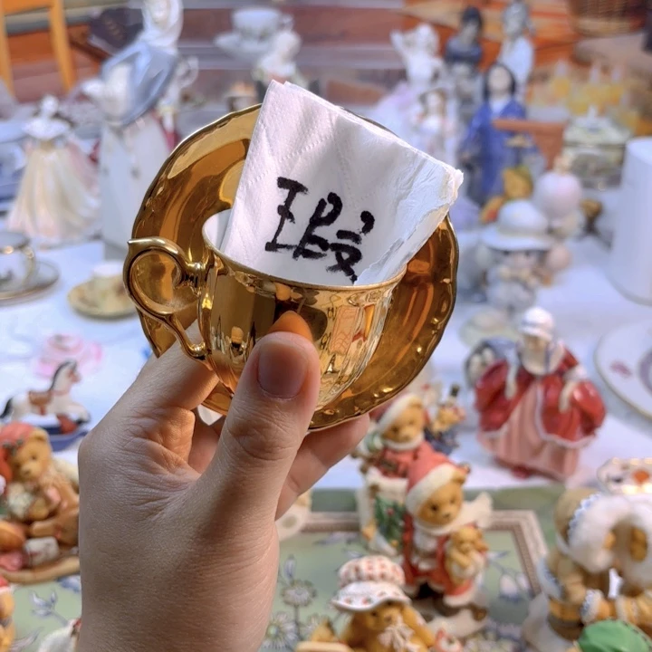摆件欧洲中古瓷器好看冲鸭！