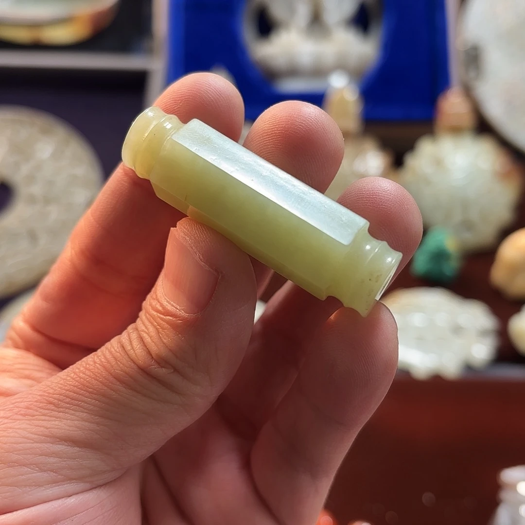 和田玉（糖玉）未镶嵌颈饰