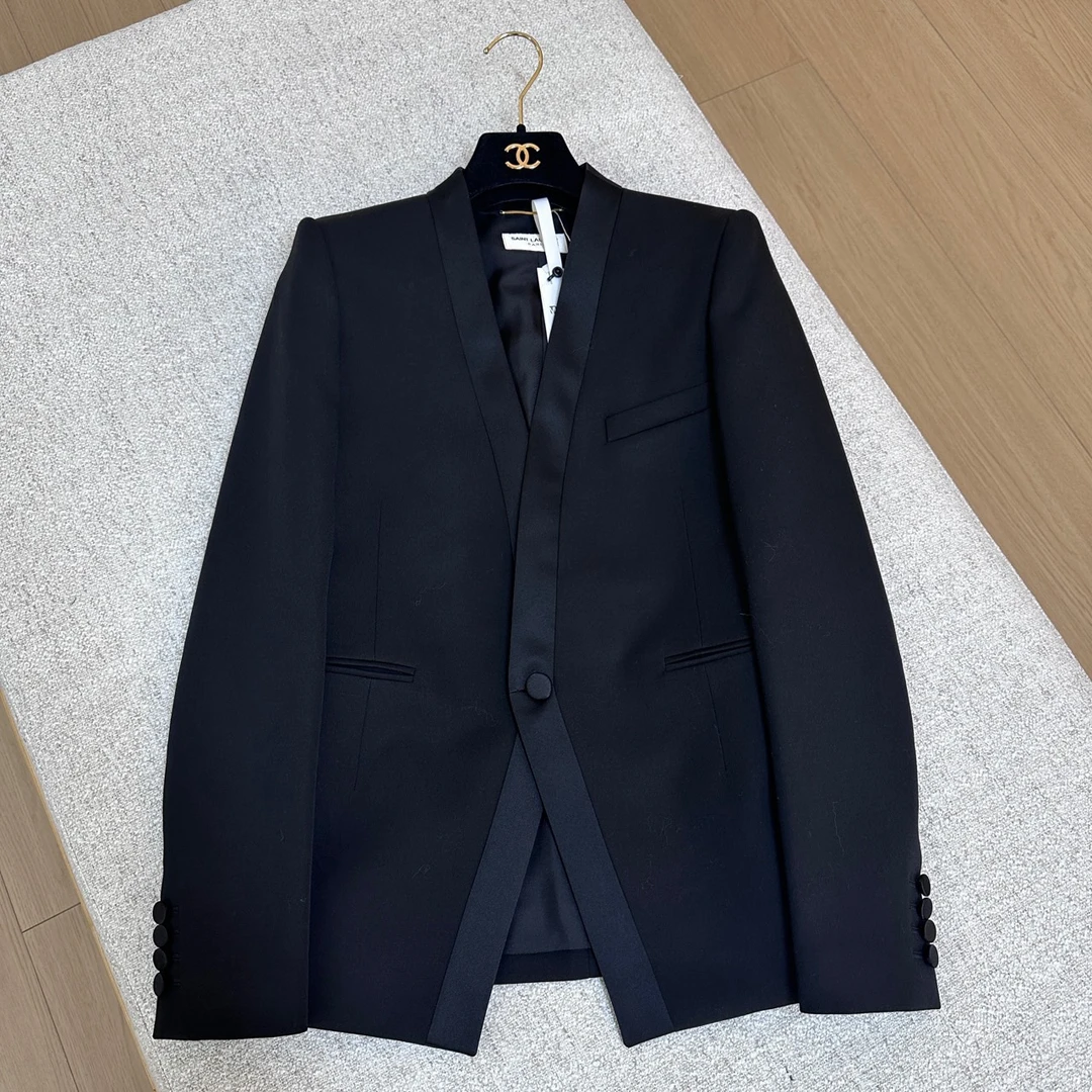 99新 YSL/圣罗兰 圣罗兰 黑色西装外套 36码02627
