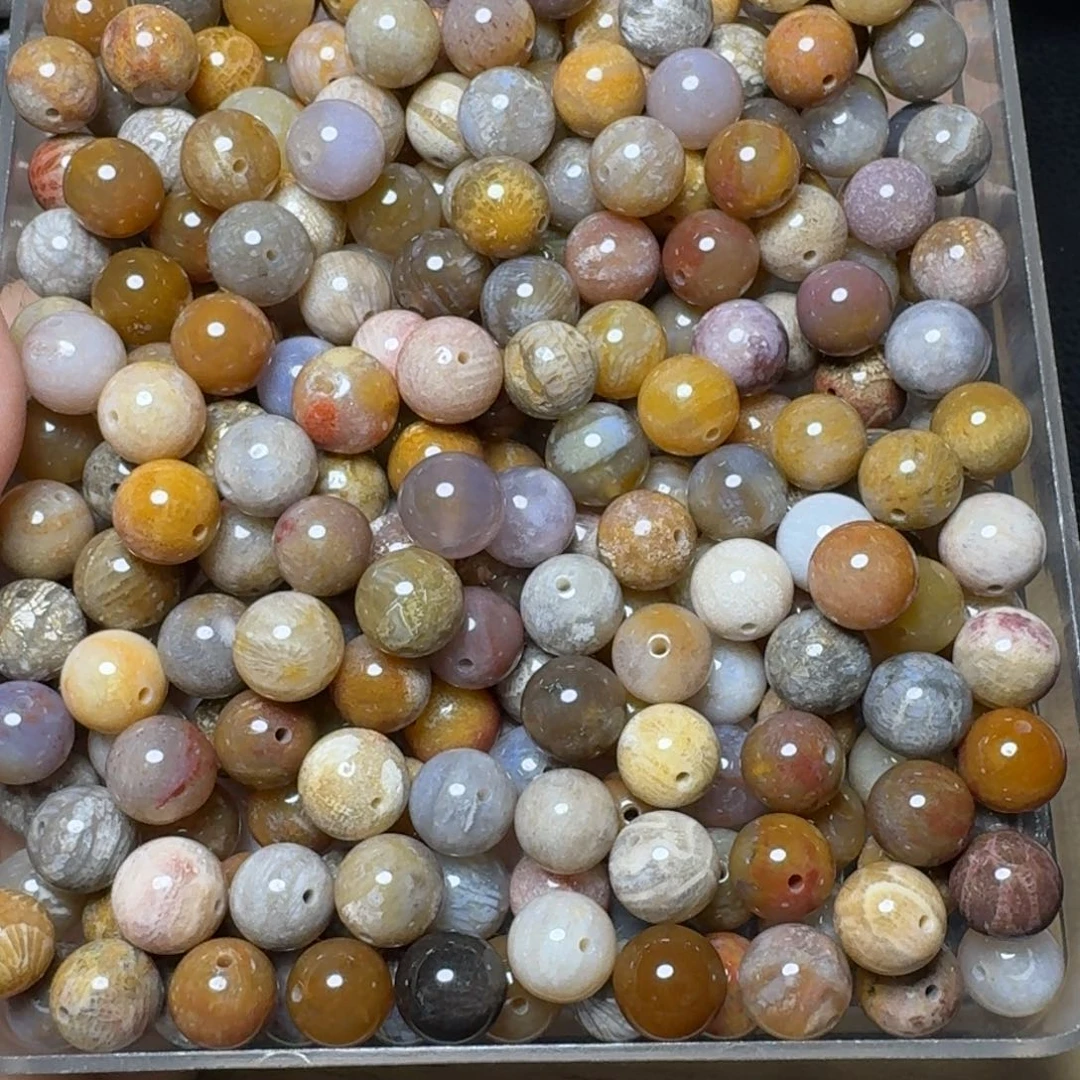 硅化玉10咪400克，福利 有的瑕未镶嵌