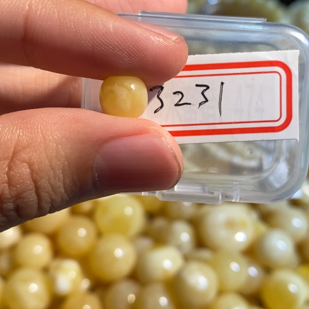 琥珀未镶嵌珠宝奇石3231