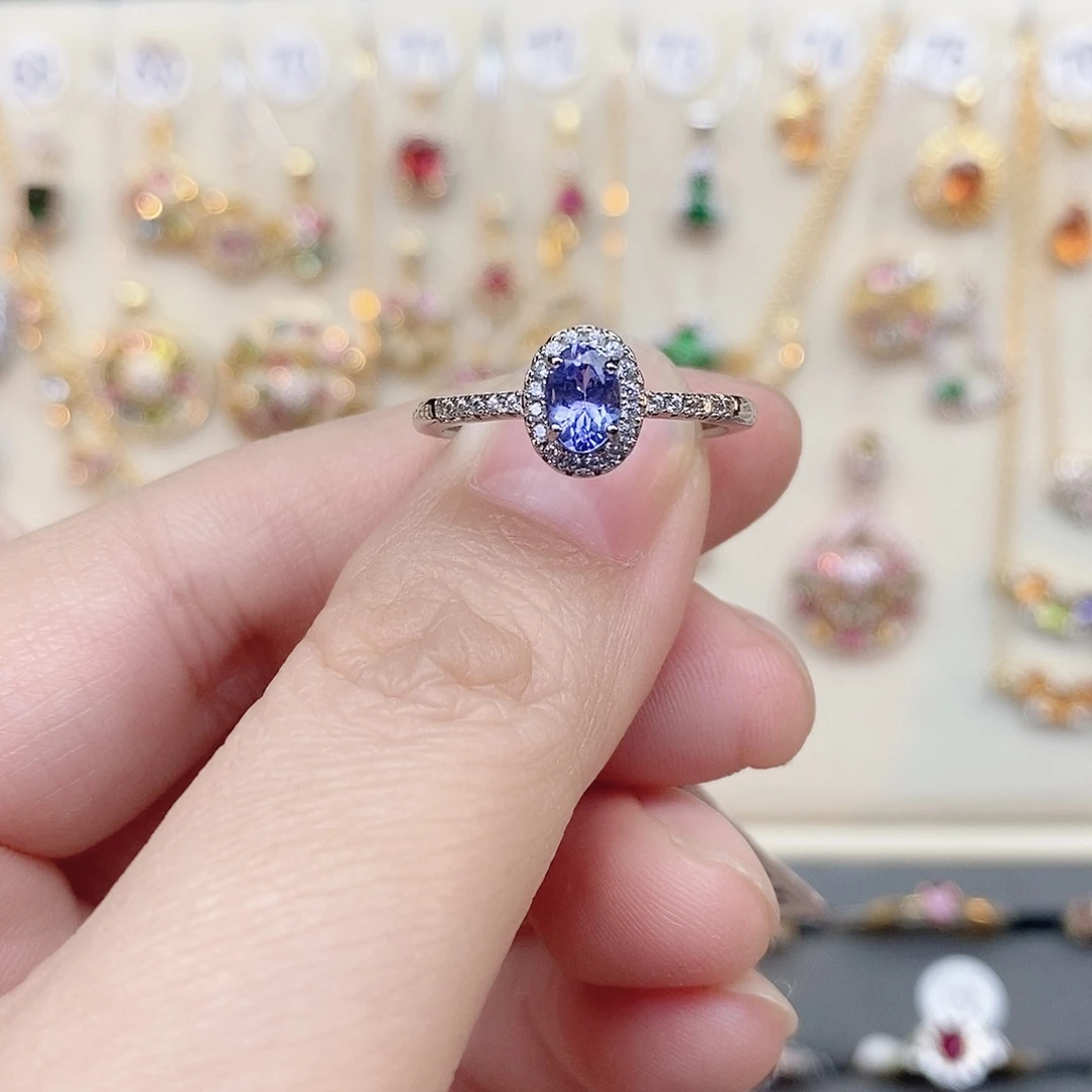 银S925镶嵌坦桑石戒指