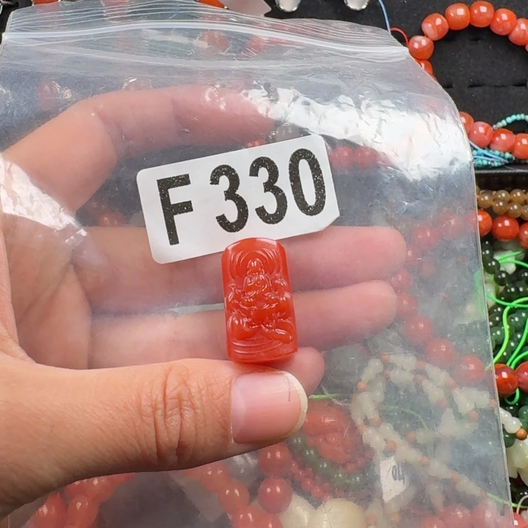 南红玛瑙未镶嵌珠宝奇石