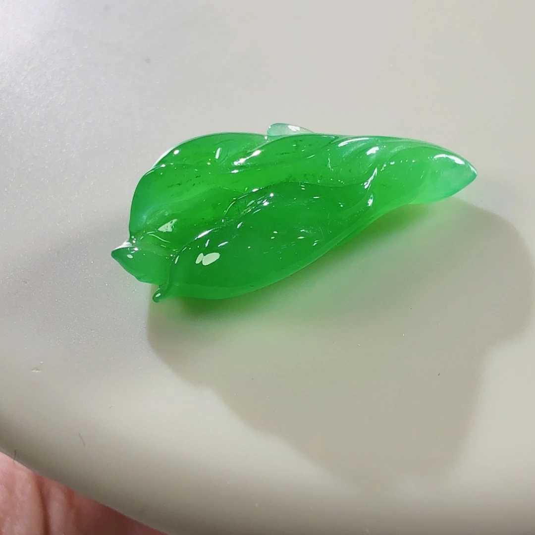 翡翠未镶嵌颈饰蓝花