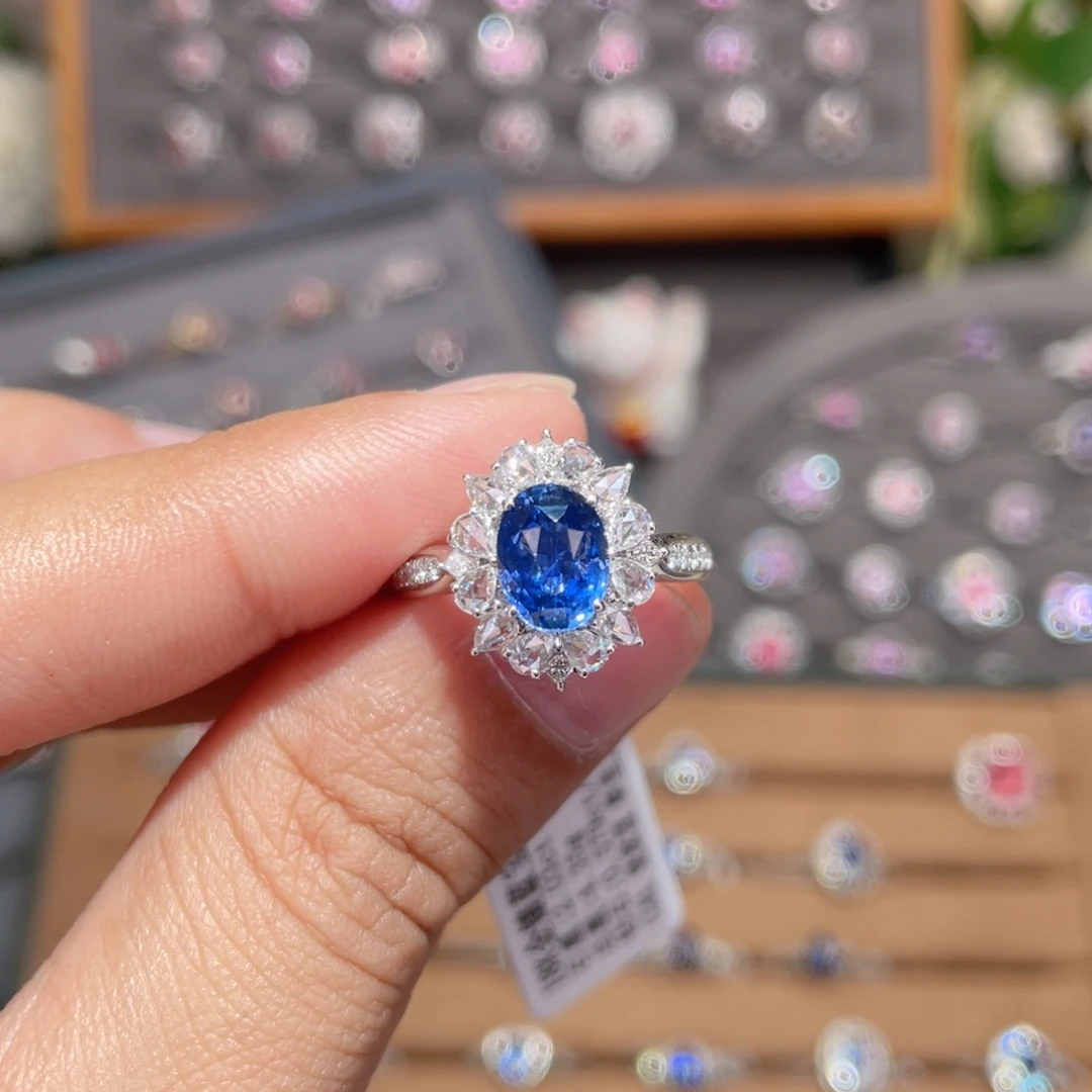 蓝宝石戒指18K金镶嵌2.03ct 皇家蓝