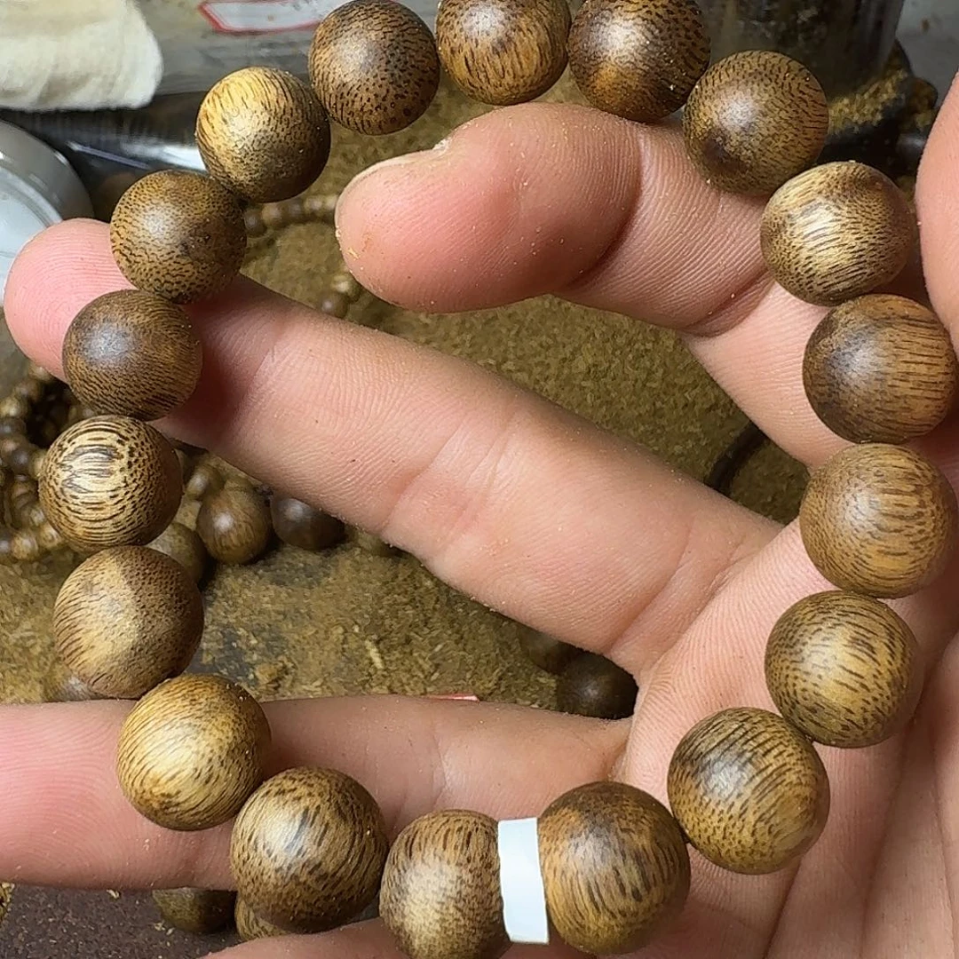 沉香手串绿奇楠沉香卡1.2规格单圈10克